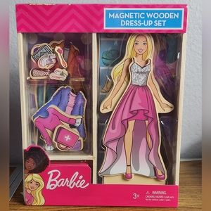 Barbie Magnetic Wooden Dress Up Set